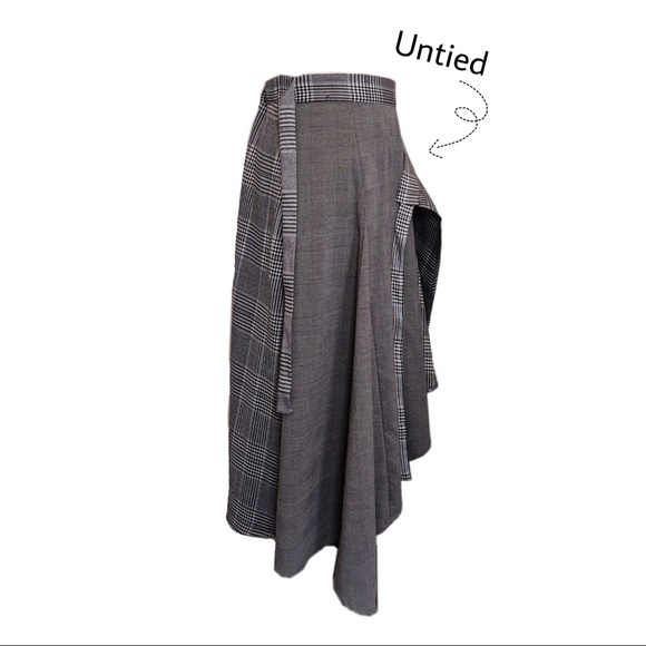 Asymmetric flare skirt - Picture 6 of 10